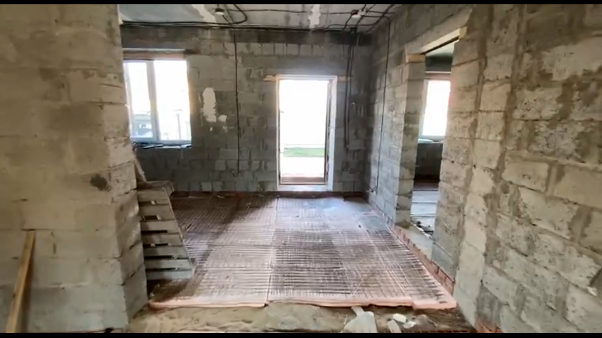 https://krasnodar.tgv-stroy.ru/storage/app/uploads/public/686/e19/bd4/686e19bd4582b609670470.png